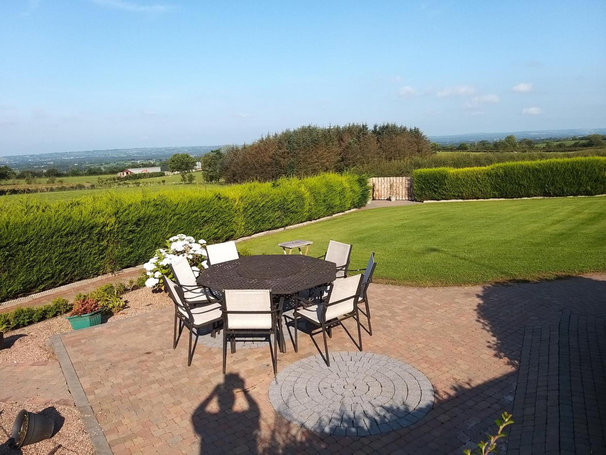 Antrim Heights Bnb Экстерьер фото